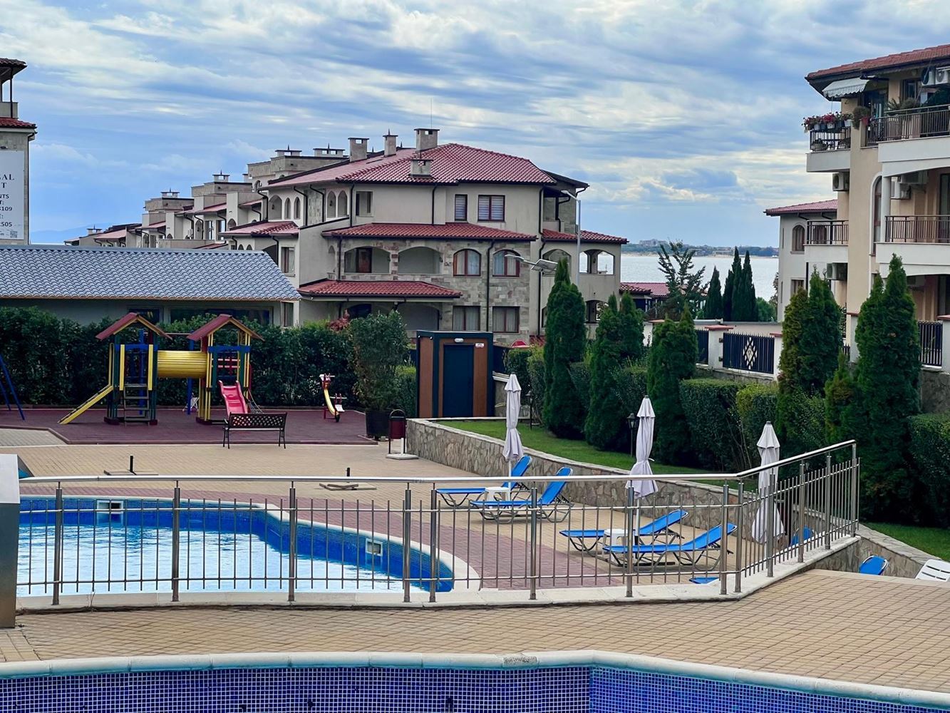 Studio with designer renovation in Sveti Vlas – only 200 m from the sea
