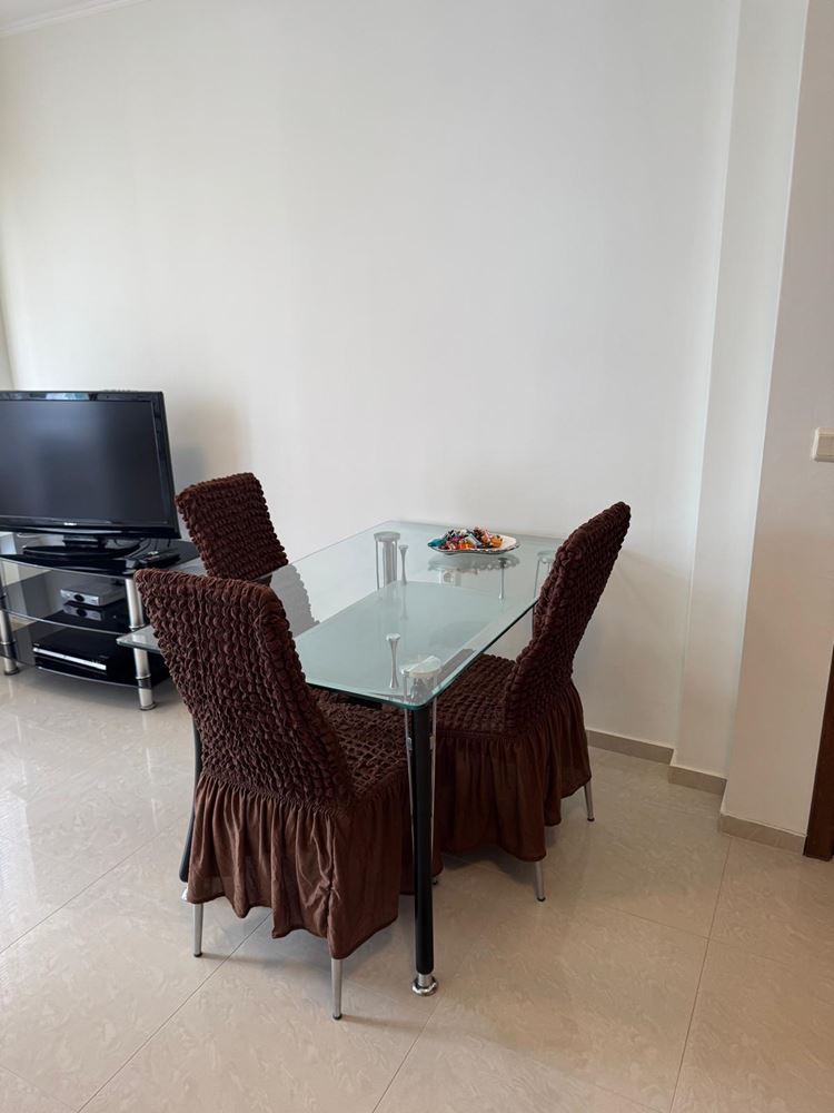 Beautiful One-Bedroom Apartment in Pomorie – Just 100 Metres from the Sea, Cosy and Comfortable, in Excellent Condition