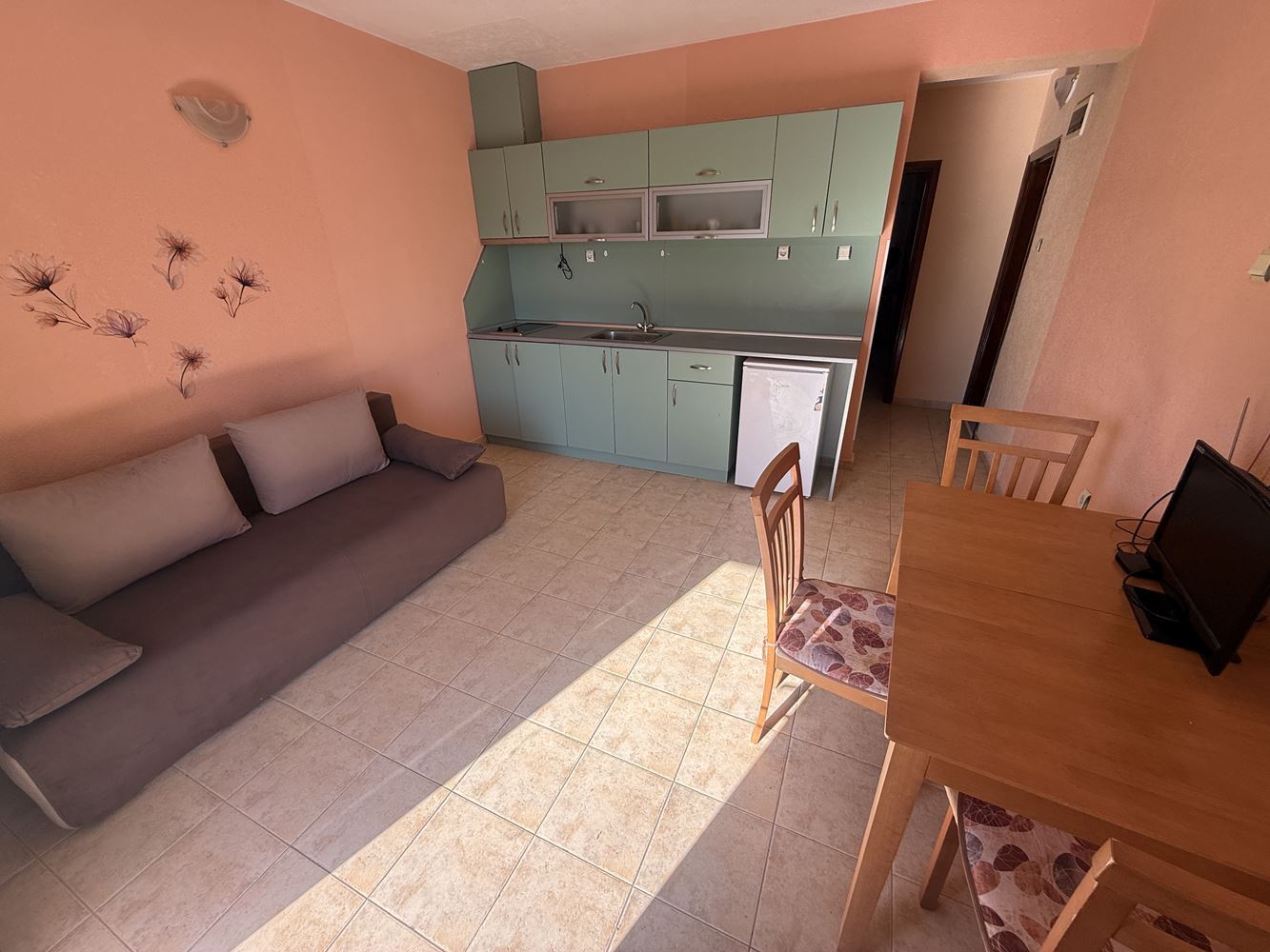 One-bedroom apartment in Sveti Vlas – just steps from the sea with installment payment option