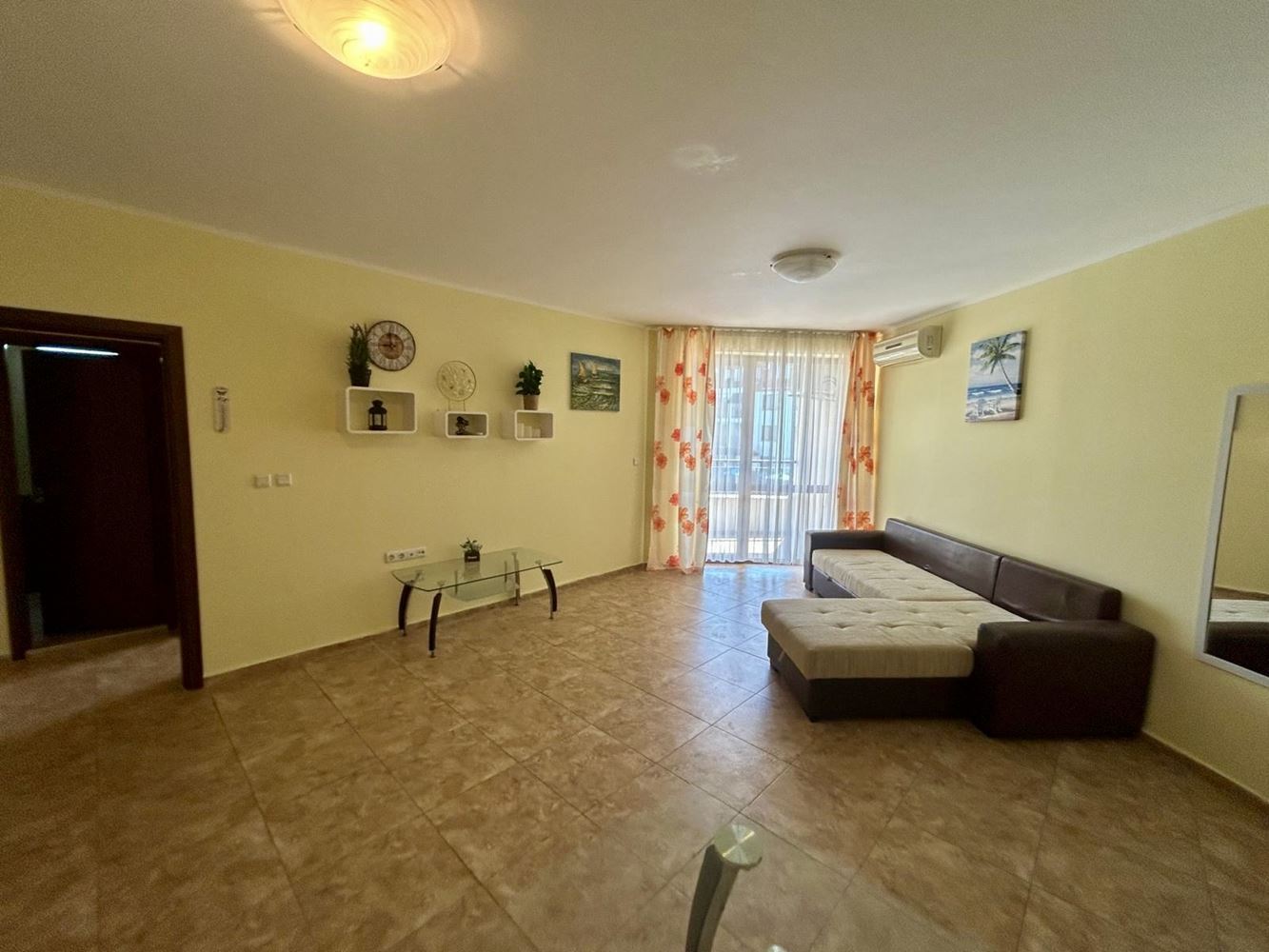 Spacious Two-Bedroom Apartment with Pool View in Nessebar