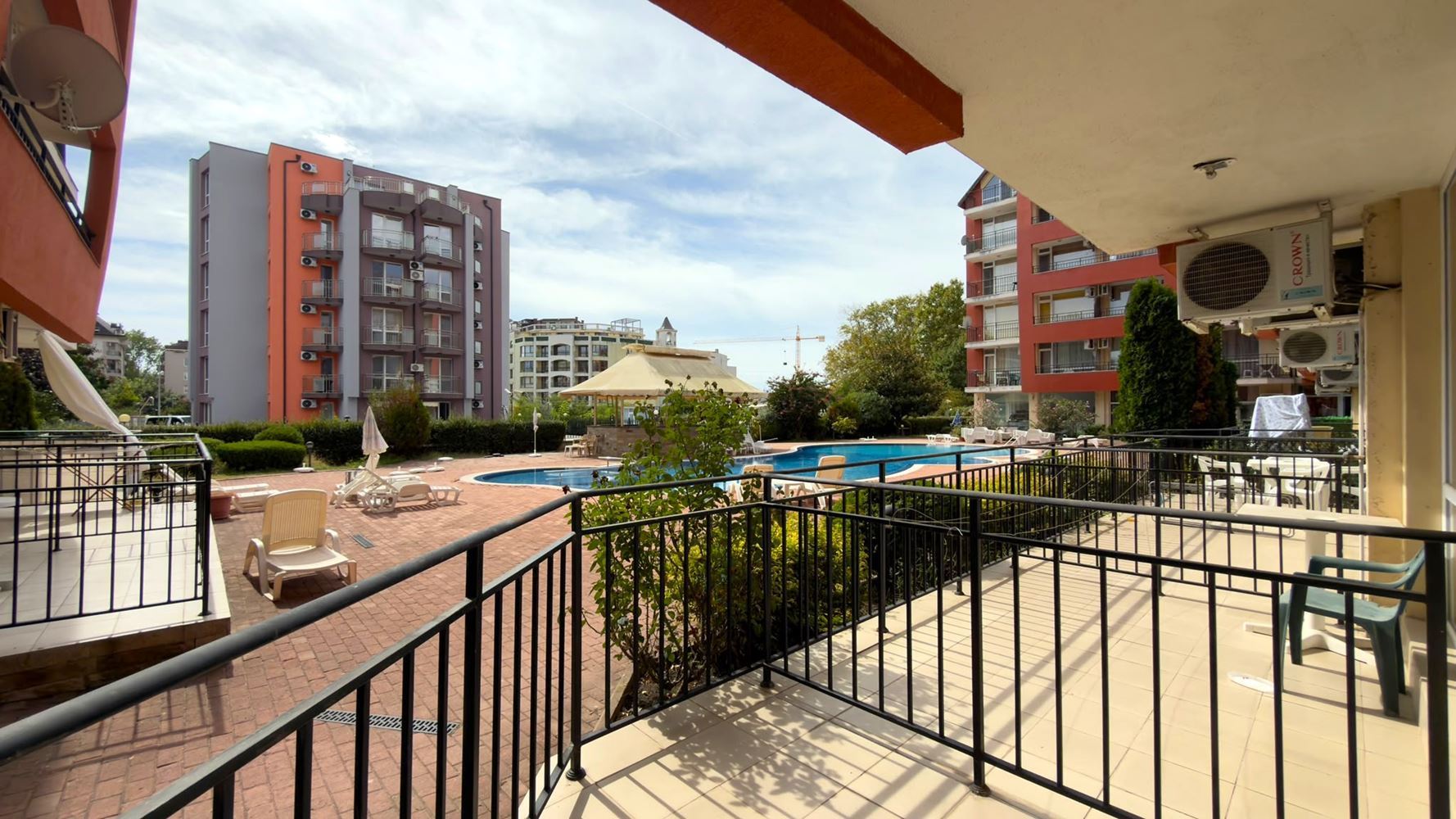 Furnished Studio with Pool View in Sunny Beach