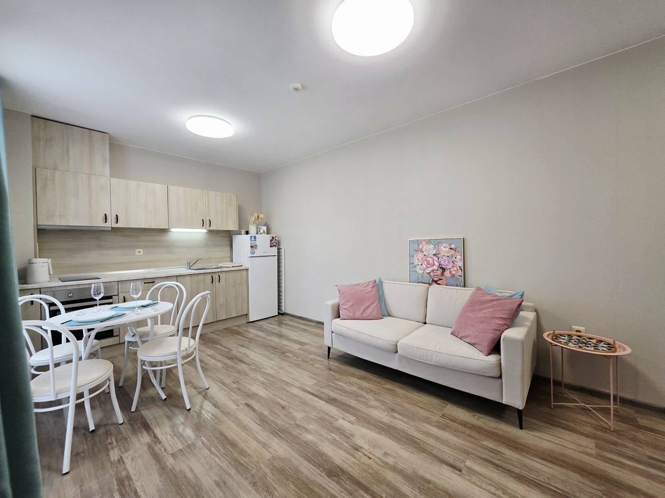 Sea Comfort with a Private Garden – One-Bedroom Apartment Just Steps from the Beach in Sveti Vlas