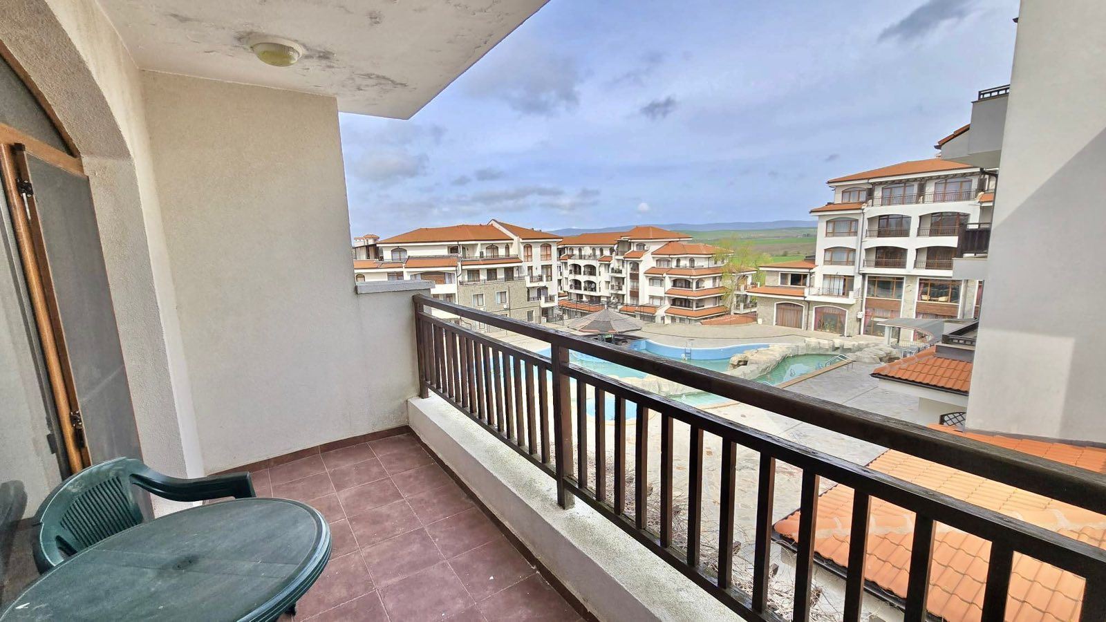 Attractive one-bedroom apartment with pool view in Aheloy