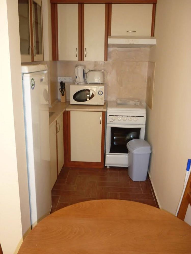 Fully Furnished One-Bedroom Apartment on the Beachfront with Sea View in Elenite