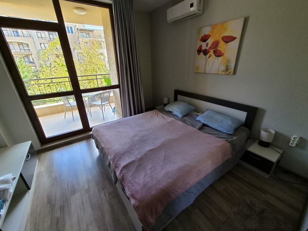 Apartment in Sveti Vlas 300 m from the Beach – Excellent Location, Luxury Complex with Mediterranean Atmosphere