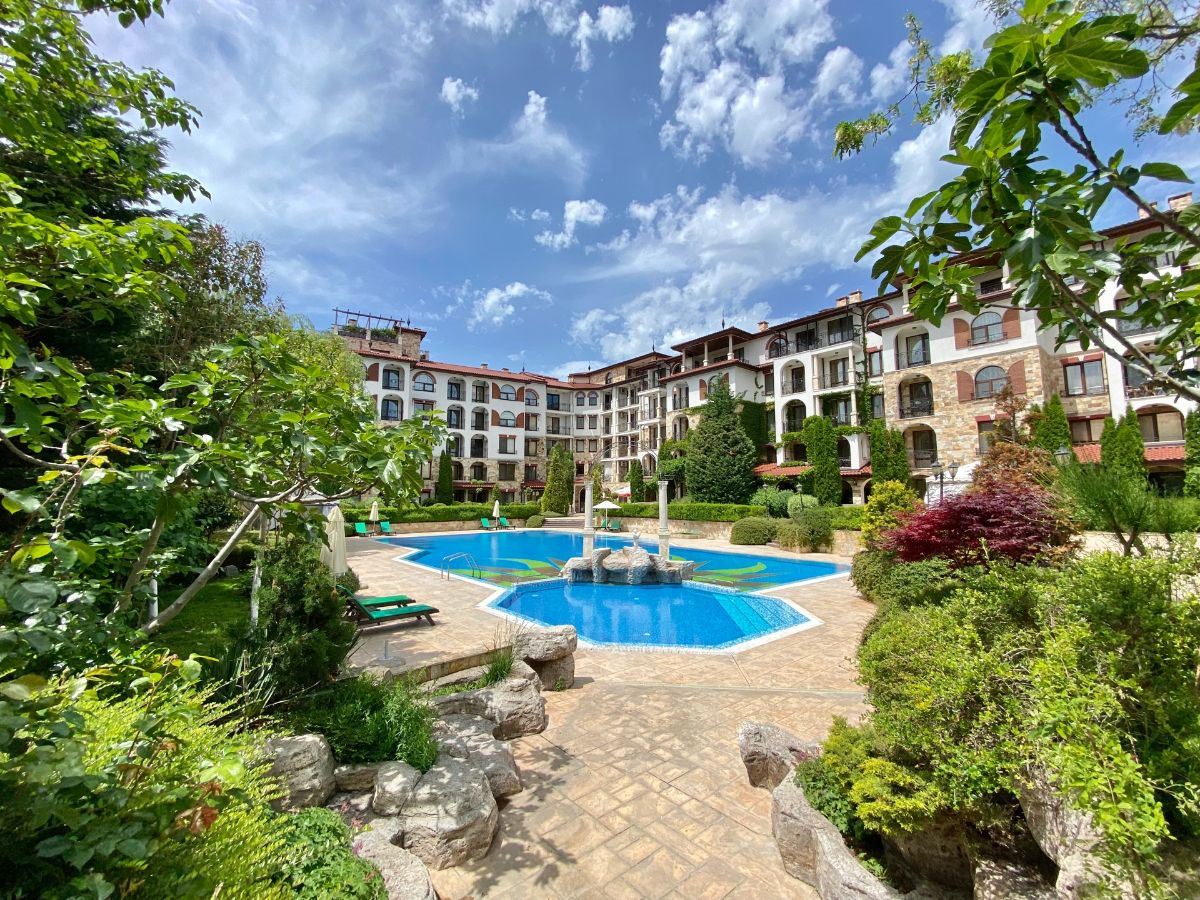 Unique duplex apartment in a premium-class complex in the town of Nessebar