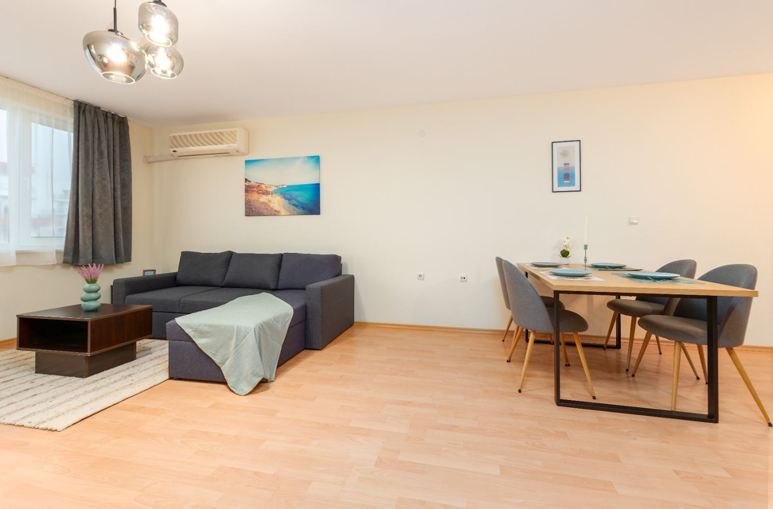 Stylish two-bedroom apartment on the first line with direct sea view in Sveti Vlas – space, luxury and full amenities