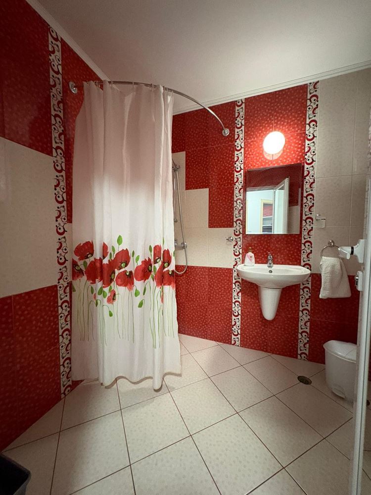 One-bedroom apartment in Pomorie – excellent location only 400 m from the sea and the city center