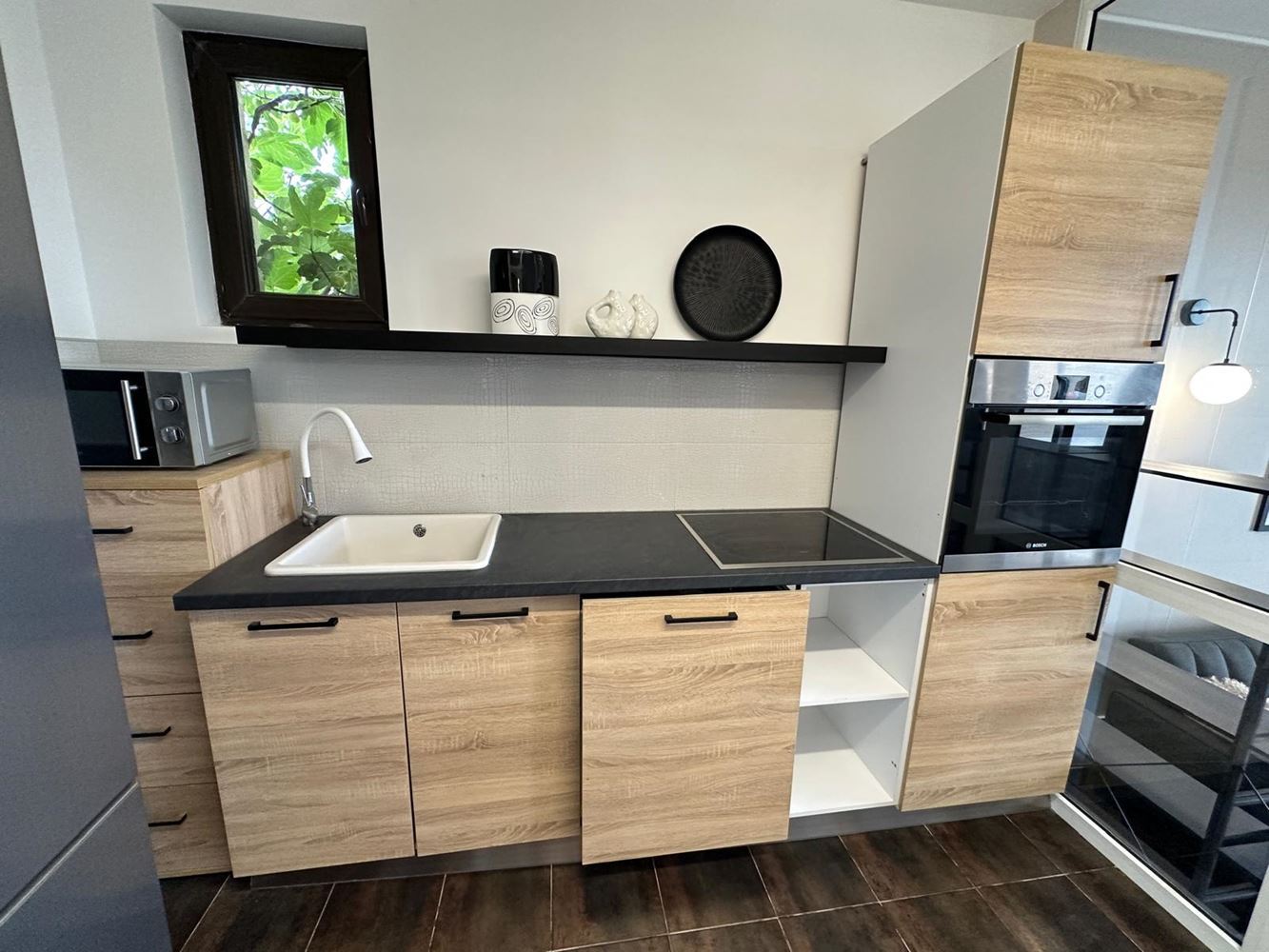 Spacious three-bedroom apartment with sea view – no maintenance fee in the quiet part of Sunny Beach