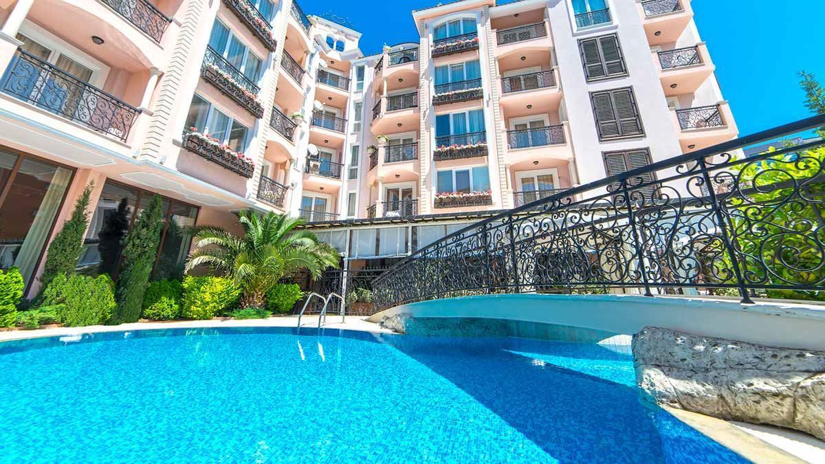 Stylish apartment in a complex with rich infrastructure – an excellent choice for holidays with rental potential