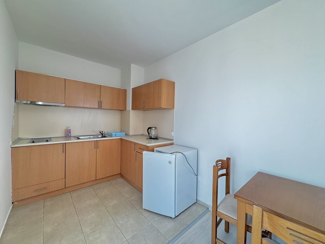 Spacious studio with a large panoramic terrace in Sunny Beach – excellent location and low maintenance fee