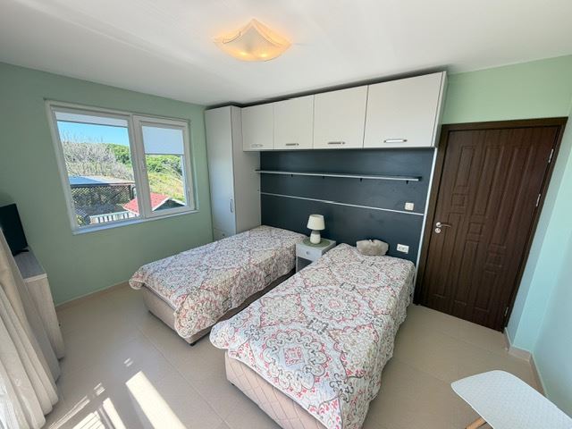 Spacious Apartment with 2 Bedrooms on the First Sea Line with Frontal Panoramic Sea View