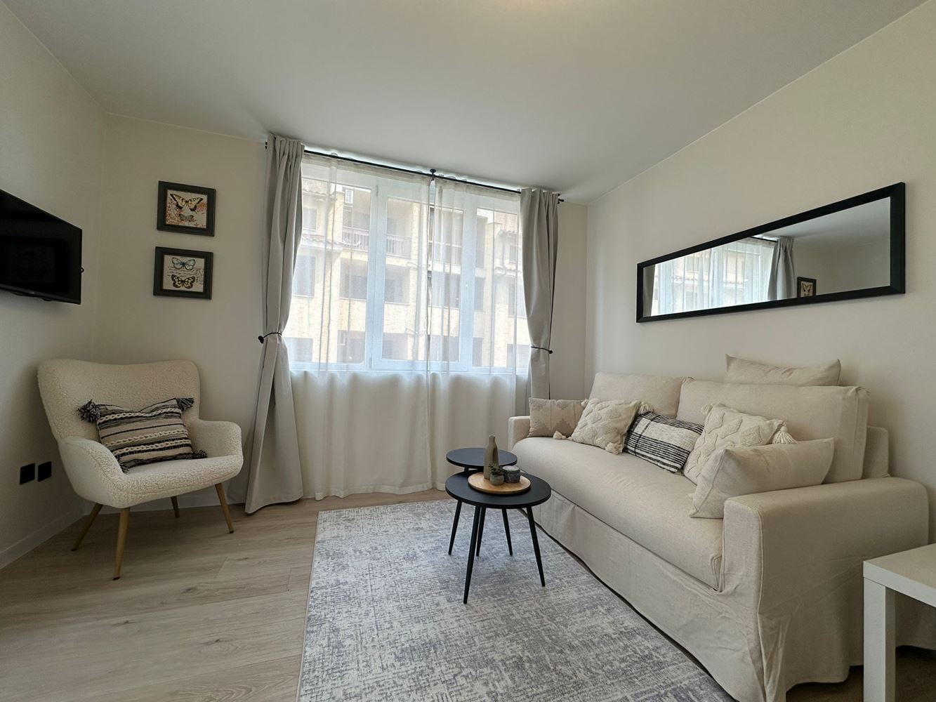 Luxuriously Furnished One-Bedroom Apartment with No Maintenance Fee in Sunny Beach