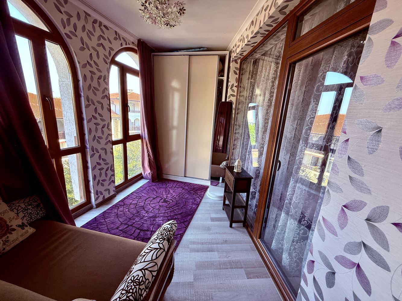 First-Line Apartment in Sveti Vlas – Stylish Property Near the Beach and Marina Dinevi Yacht Port