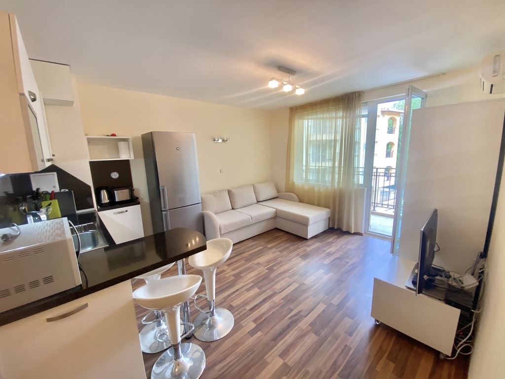 Excellent studio with pool view in Sunny Beach – ready for living or investment