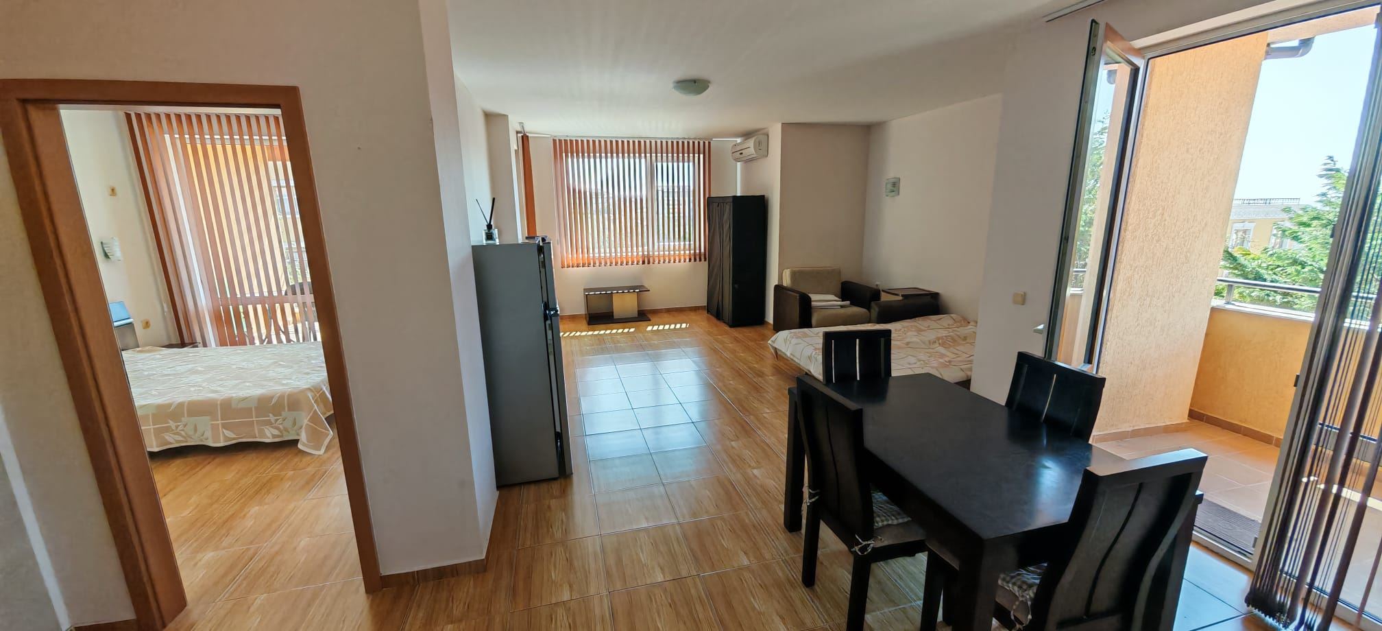 Furnished one-bedroom apartment with partial sea view and excellent infrastructure