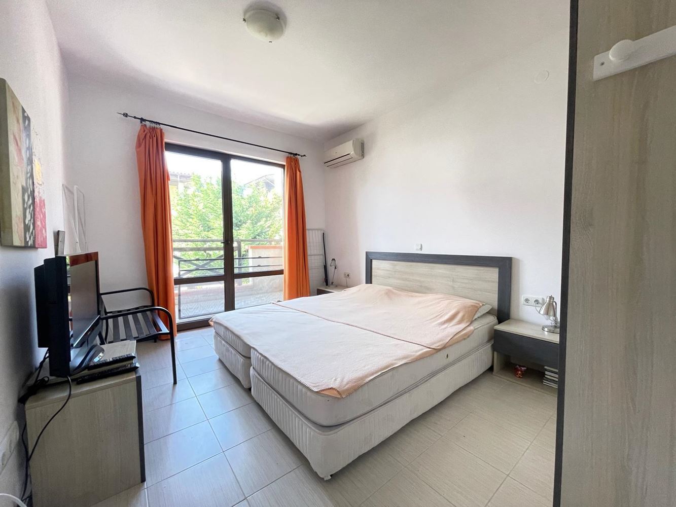 Dream home by the sea – two-bedroom apartment with an excellent location and amenities