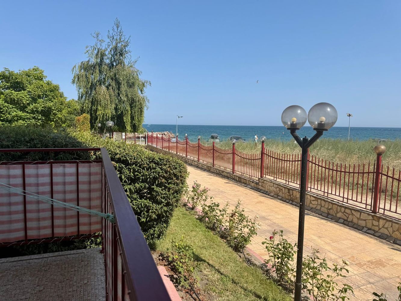 Furnished Studio with Panoramic Sea View in Ravda, Just 50 Meters from the Sea