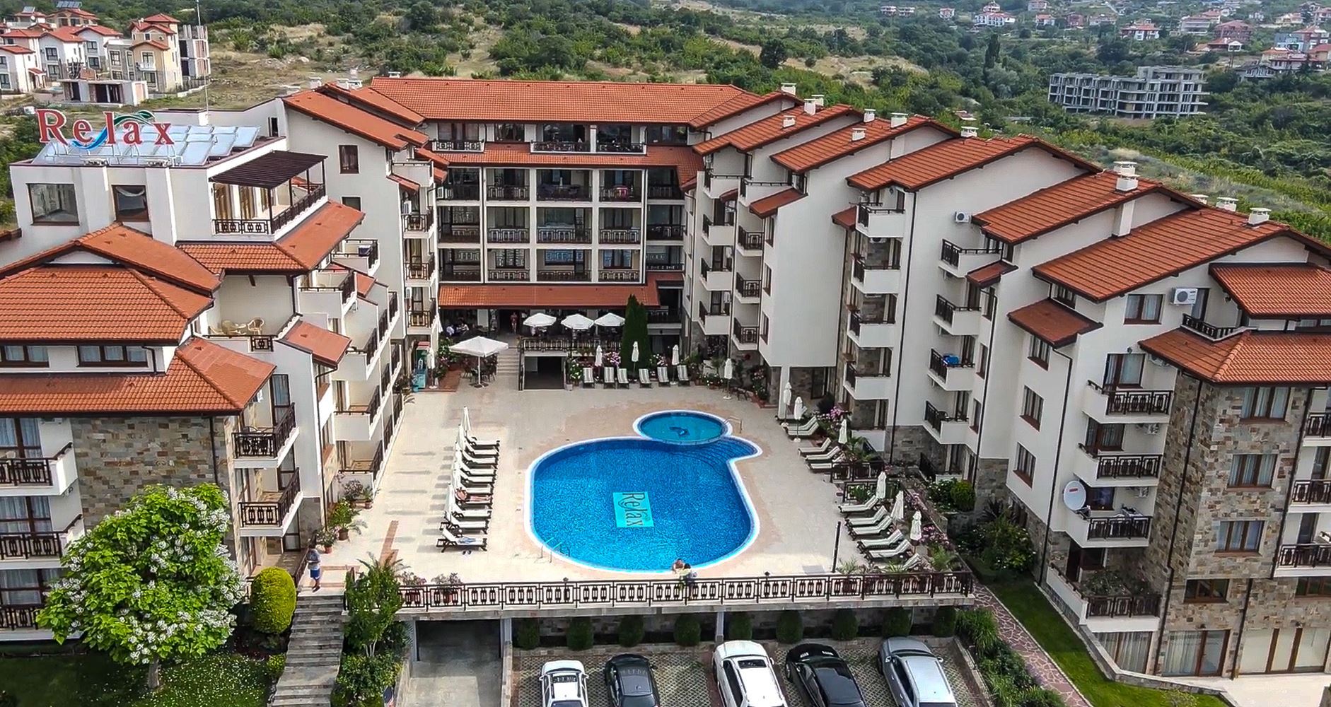 Spacious Two-Bedroom Apartment with Sea View and Low Maintenance Fee in Sveti Vlas