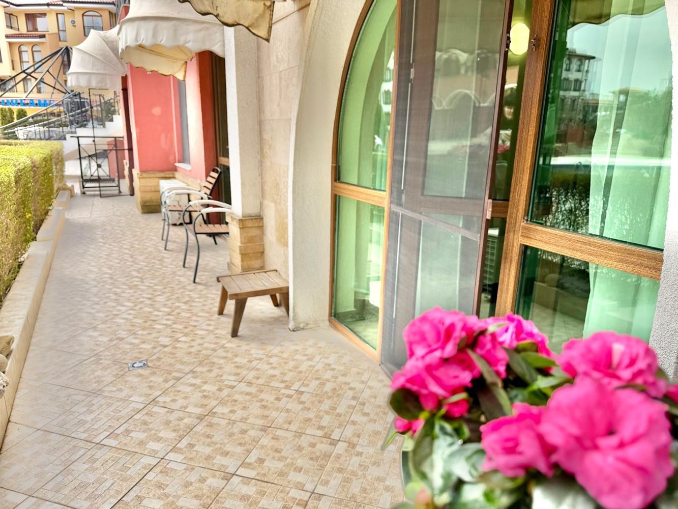 Spacious Apartment 300 Meters from the Beach in Sveti Vlas – Excellent Investment Opportunity with Possibility of Dividing into Two Homes