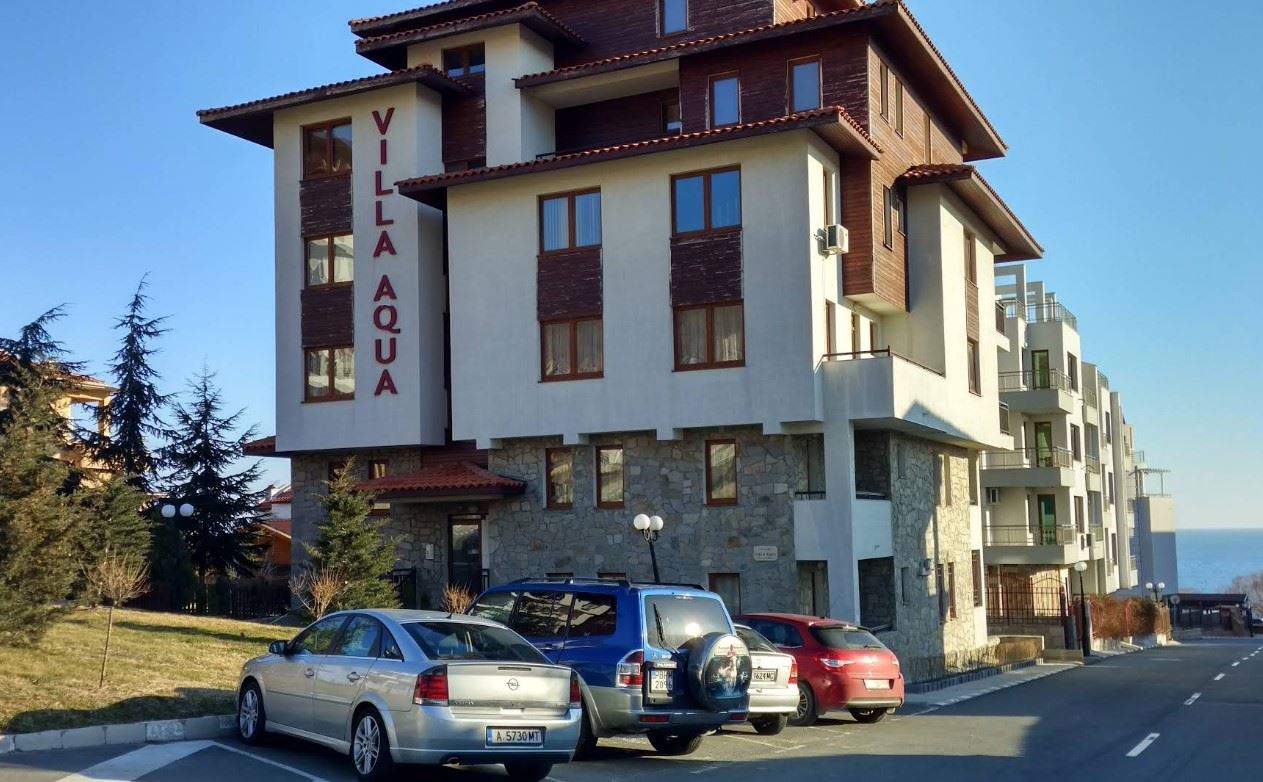 Seaside comfort just steps from the beach – one-bedroom apartment with sea view in Sveti Vlas