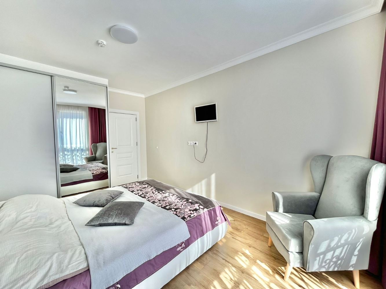 Two-level apartment with two bedrooms in the centre of Ravda – luxury, comfort and excellent location close to the sea