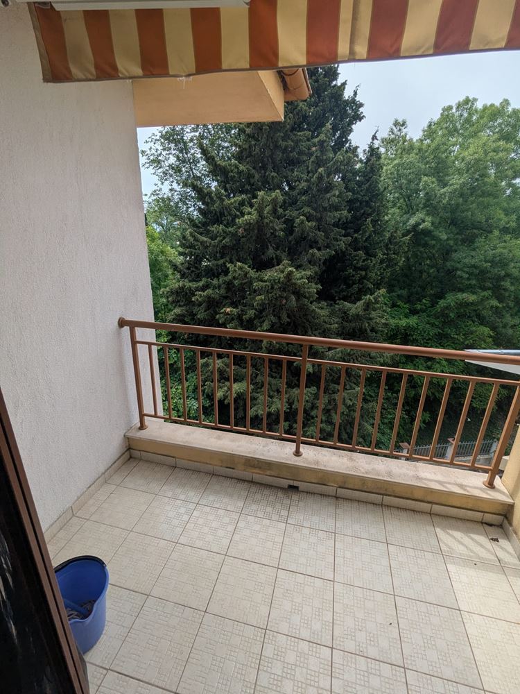 Spacious apartment with two bedrooms and frontal sea panorama in a residential complex in Ravda