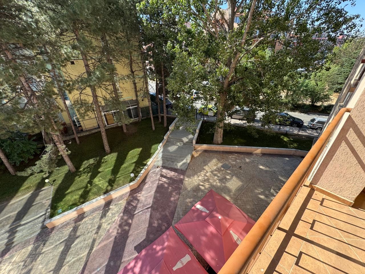 One-Bedroom Apartment with Pool View – Only 300 m from the Sea in Sunny Beach