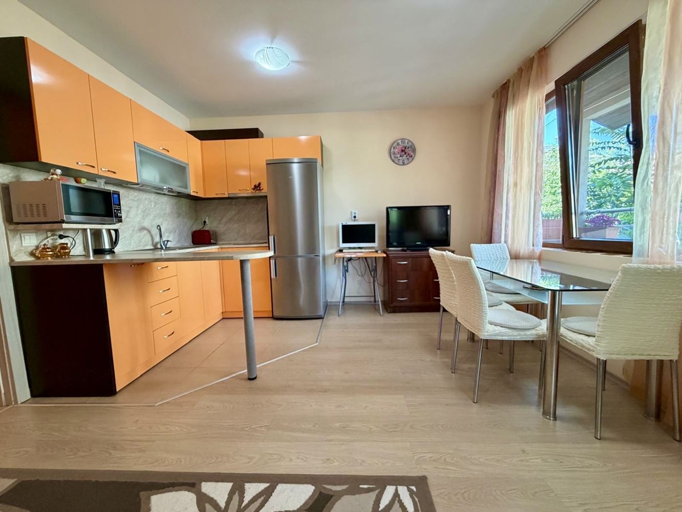 Sarafovo – Spacious One-Bedroom Apartment with Act 16, Minimal Maintenance Fee and Ready Furnishings