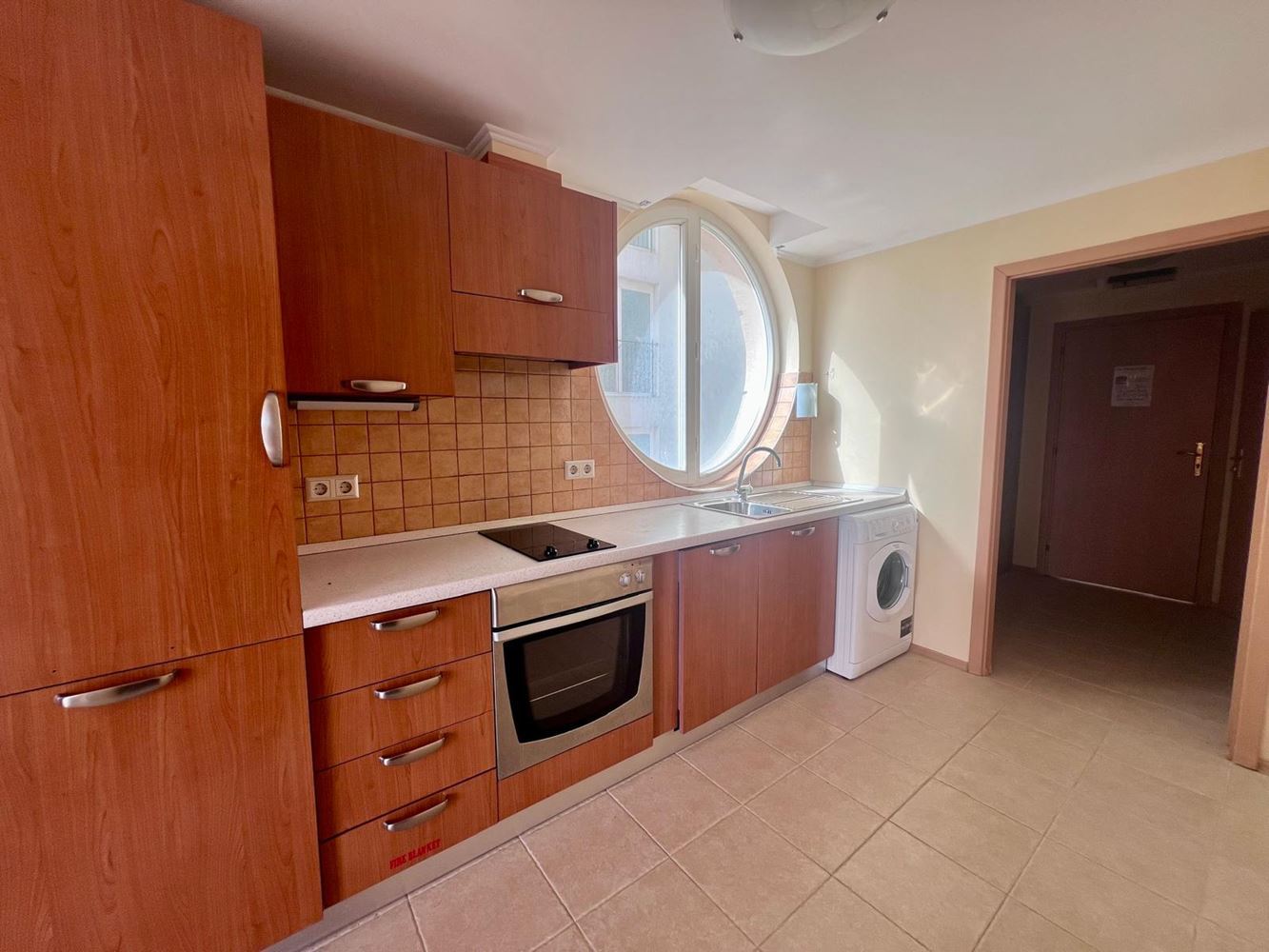 First-Line Apartment with Sea View in Pomorie – The Feeling of a Luxury Holiday Every Day