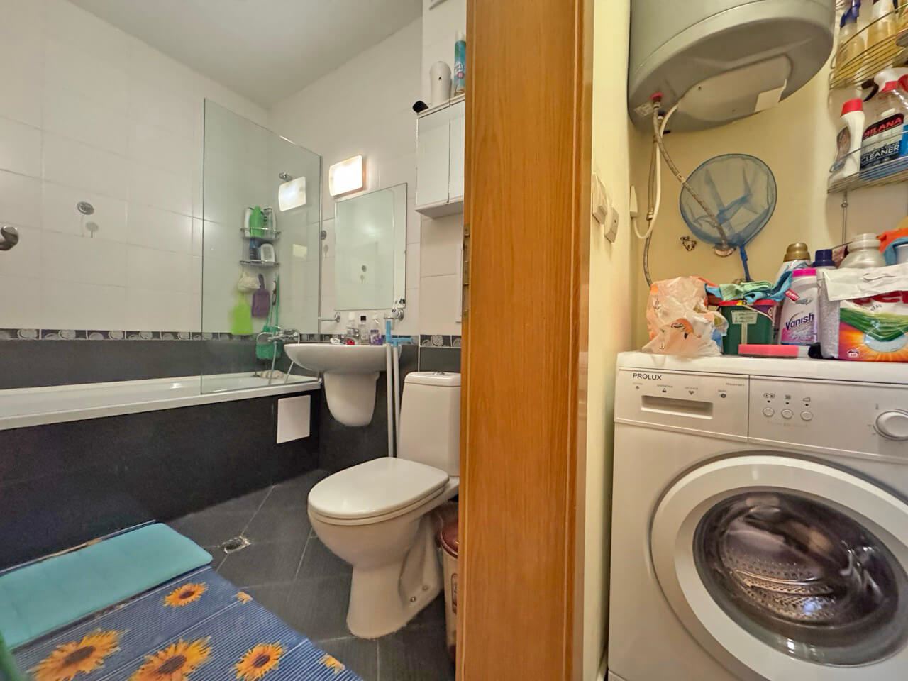 One-Bedroom Apartment on the First Line in a Premium Complex in Sveti Vlas