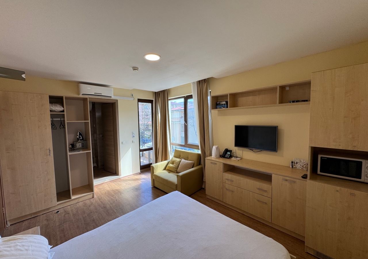 Studio on the first sea line in Sveti Vlas – a combination of location and comfort