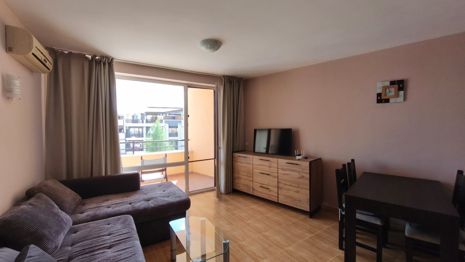 Spacious Two-Bedroom Apartment with Sea View in Sveti Vlas, 200 Meters from the Beach