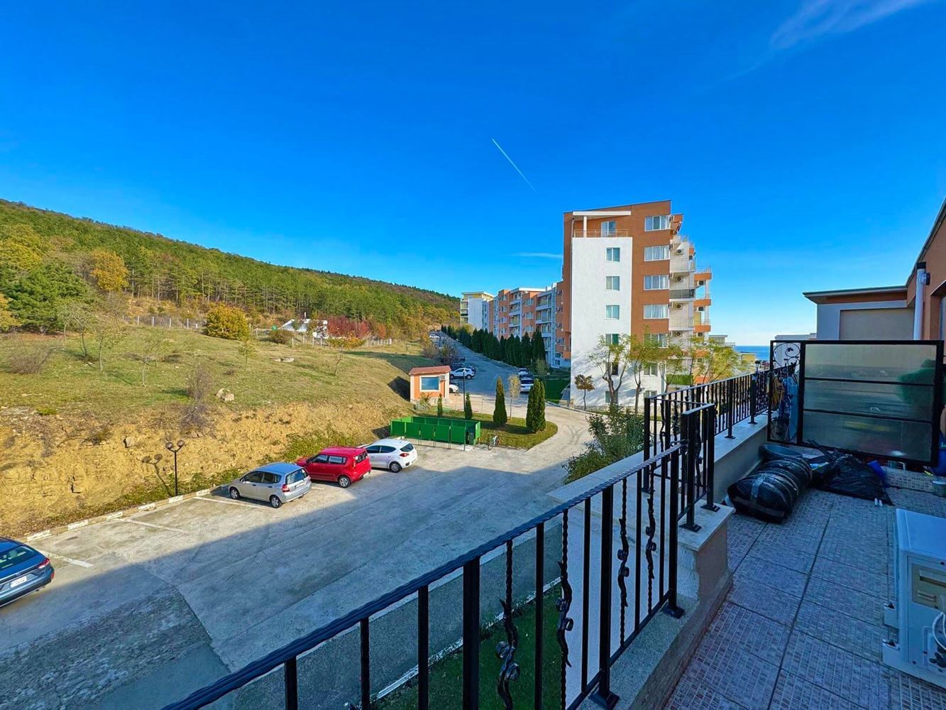 Spacious Two-Bedroom Apartment with Sea and Mountain Panorama – Ready to Move In