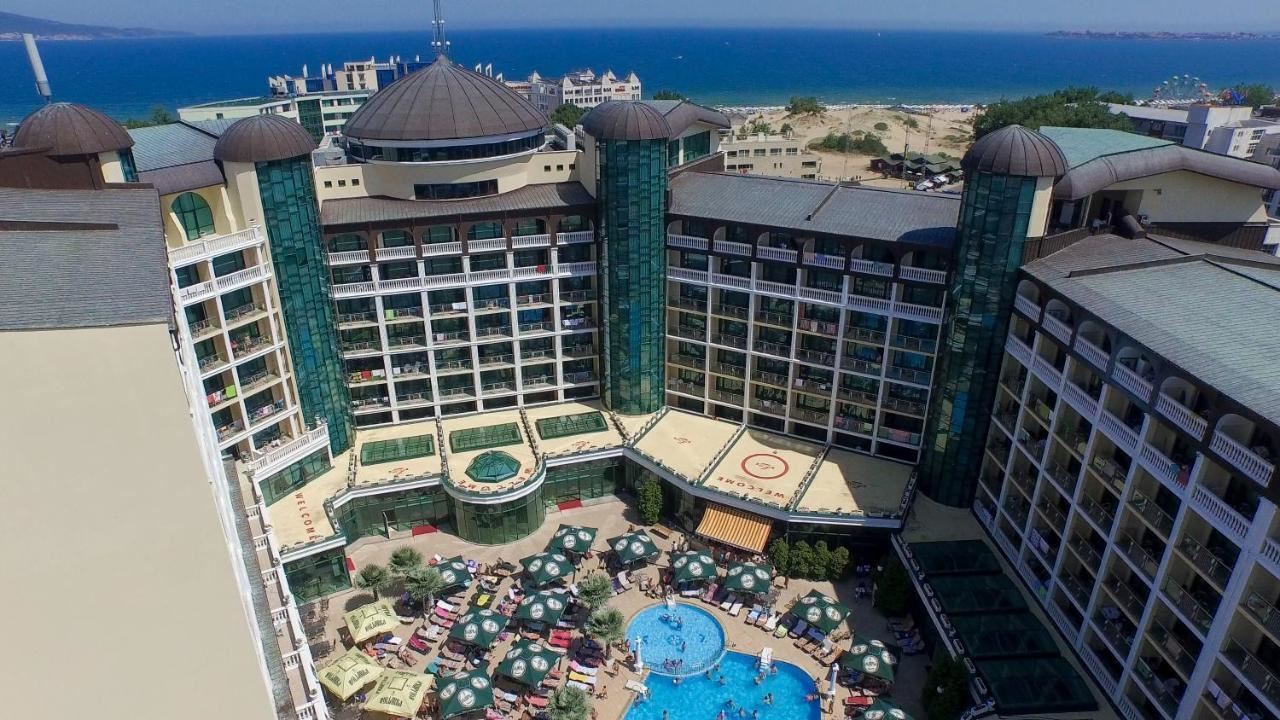 Luxury two-bedroom apartment with sea view 100 meters from the beach in Sunny Beach