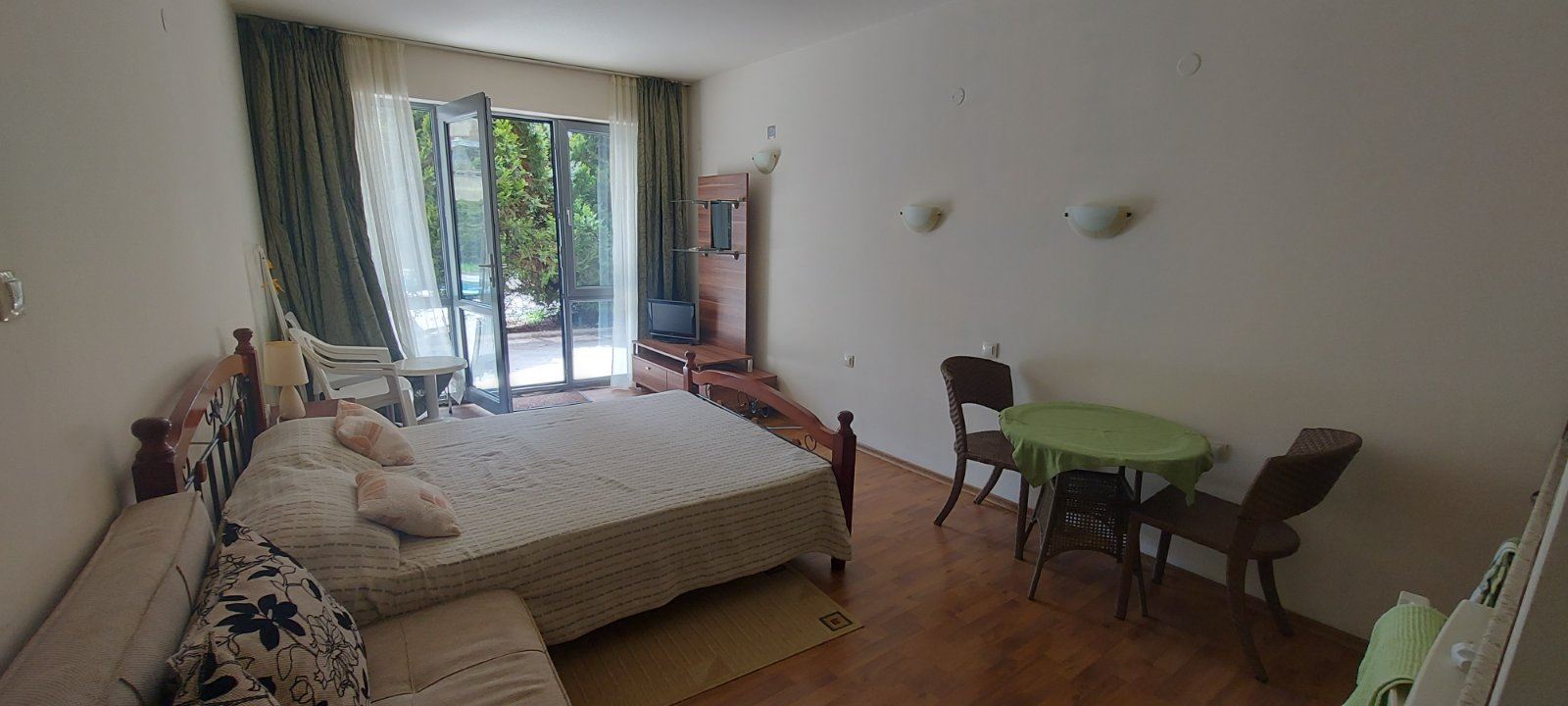 Studio with Direct Pool Access in Ravda – Comfort and a Seaside Atmosphere