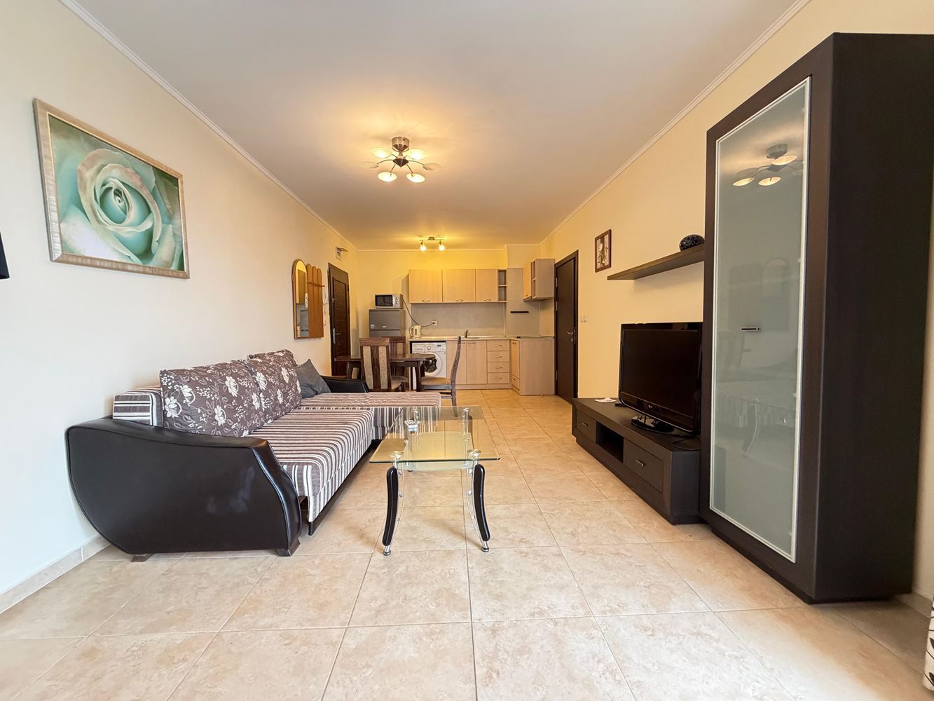 Apartment with two bedrooms and pool view in Nessebar – space, comfort and excellent location just 300 meters from the sea