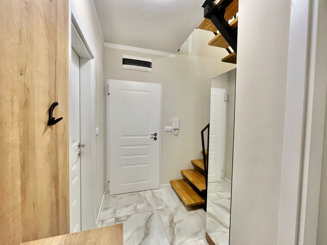 Two-level apartment with two bedrooms in the centre of Ravda – luxury, comfort and excellent location close to the sea