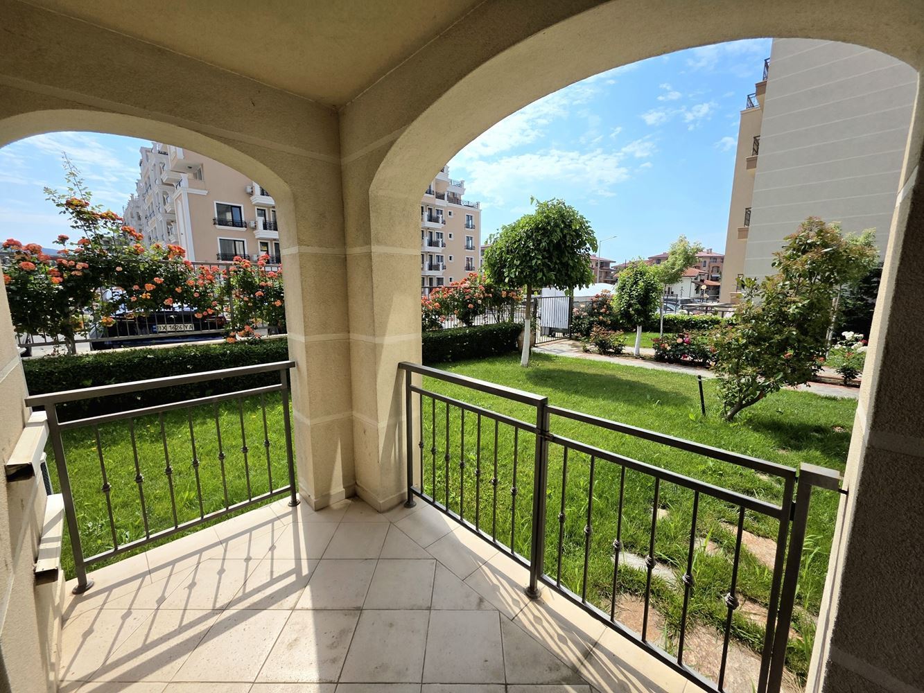 Sea Comfort with a Private Garden – One-Bedroom Apartment Just Steps from the Beach in Sveti Vlas