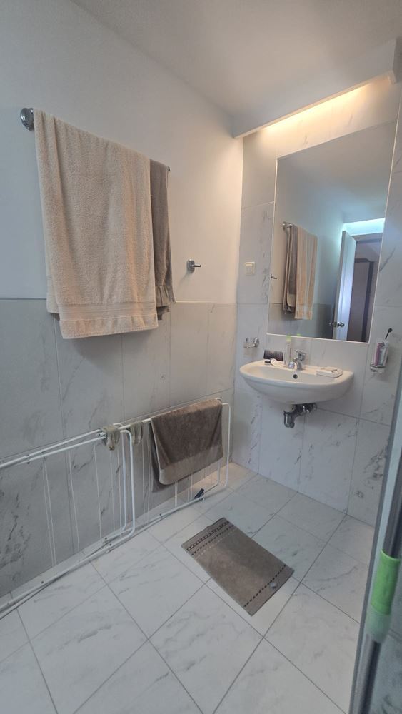 Large Studio in Sveti Vlas with Excellent Space, Convenient Location and Fully Ready to Move In