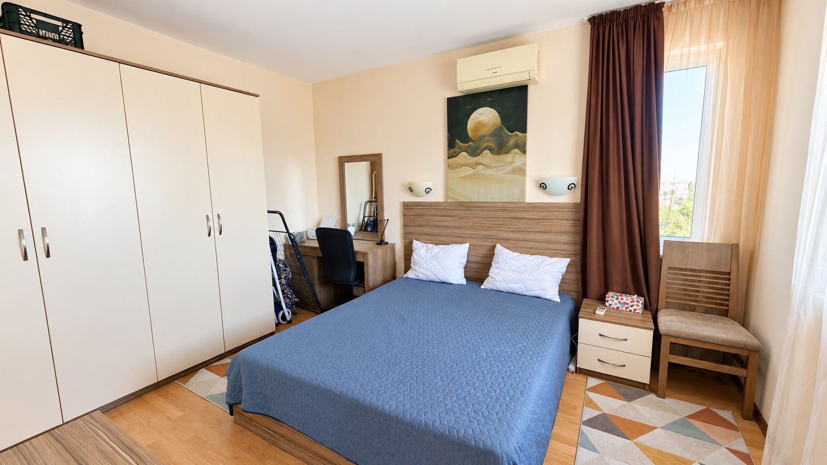 Cosy Small One-Bedroom Apartment in a Complex with a Swimming Pool and 24-Hour Security