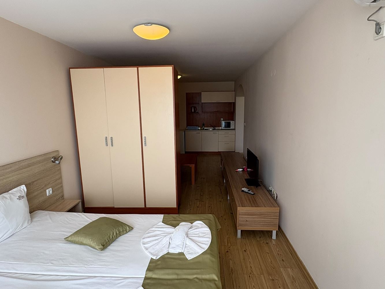One-Bedroom Apartment 300 m from the Sea in Sunny Beach – Excellent Investment by the Sea
