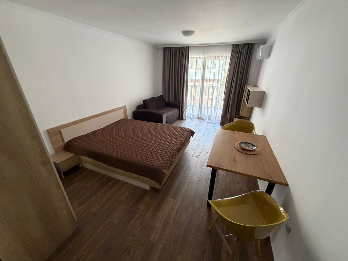 Studio on the First Line of the Sea in Nessebar – Year-Round Complex with Premium Amenities
