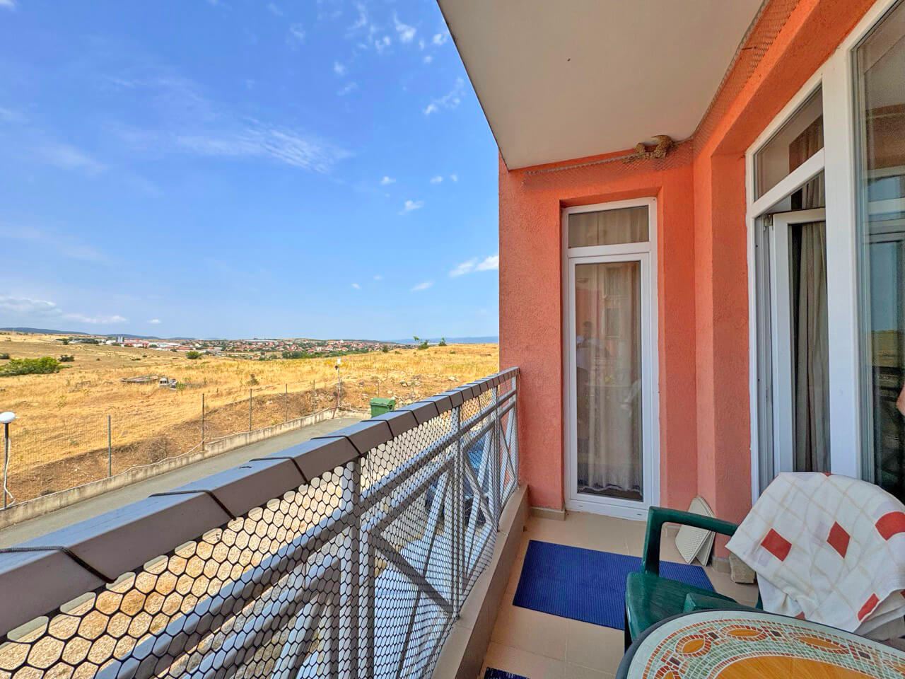 Spacious two-bedroom apartment – comfort, tranquility and excellent amenities in a modern complex