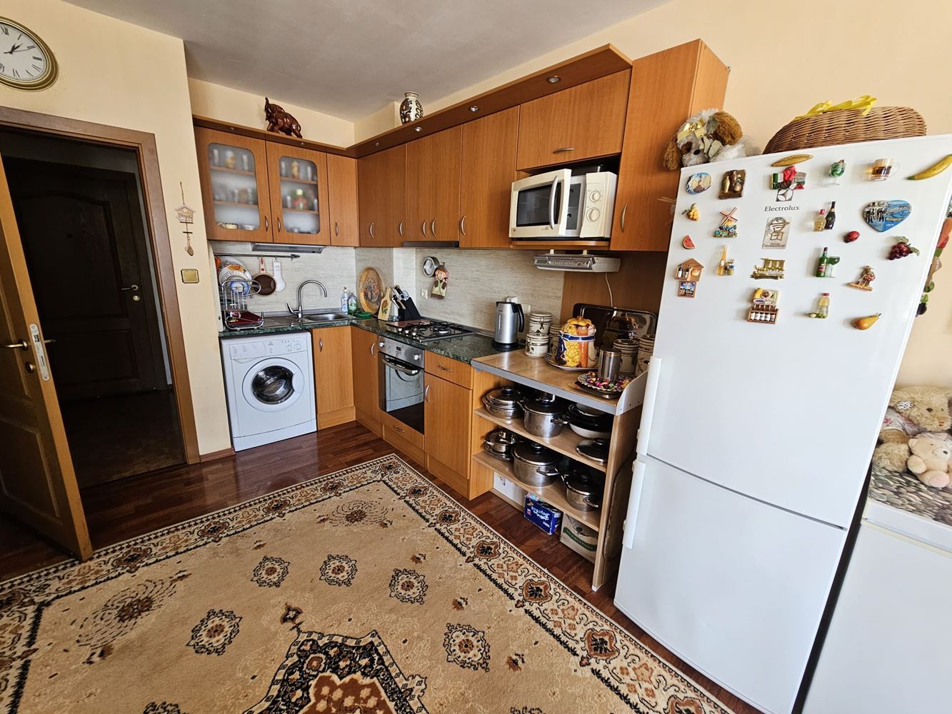 One-bedroom apartment with sea view in Sveti Vlas – prestige, comfort and location 100 m from the beach. With a parking space in the complex