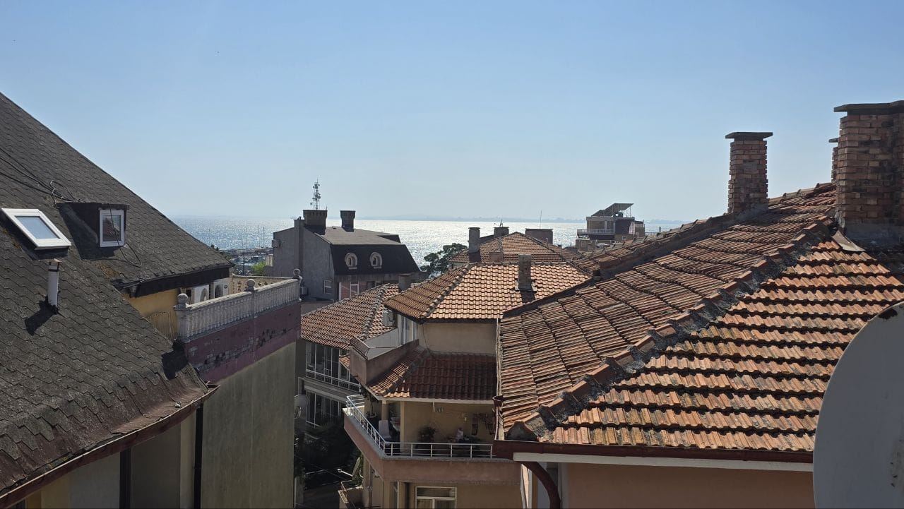 Two-Level Apartment with Sea View in Pomorie – No Maintenance Fee