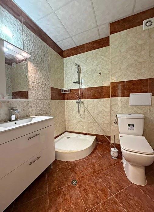 First-line apartment in Elenite – major renovation, residential electricity and direct beach access