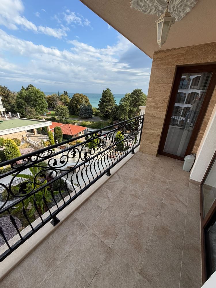 Luxury One-Bedroom Apartment with Sea View in Nessebar – Style and Comfort on the First Line