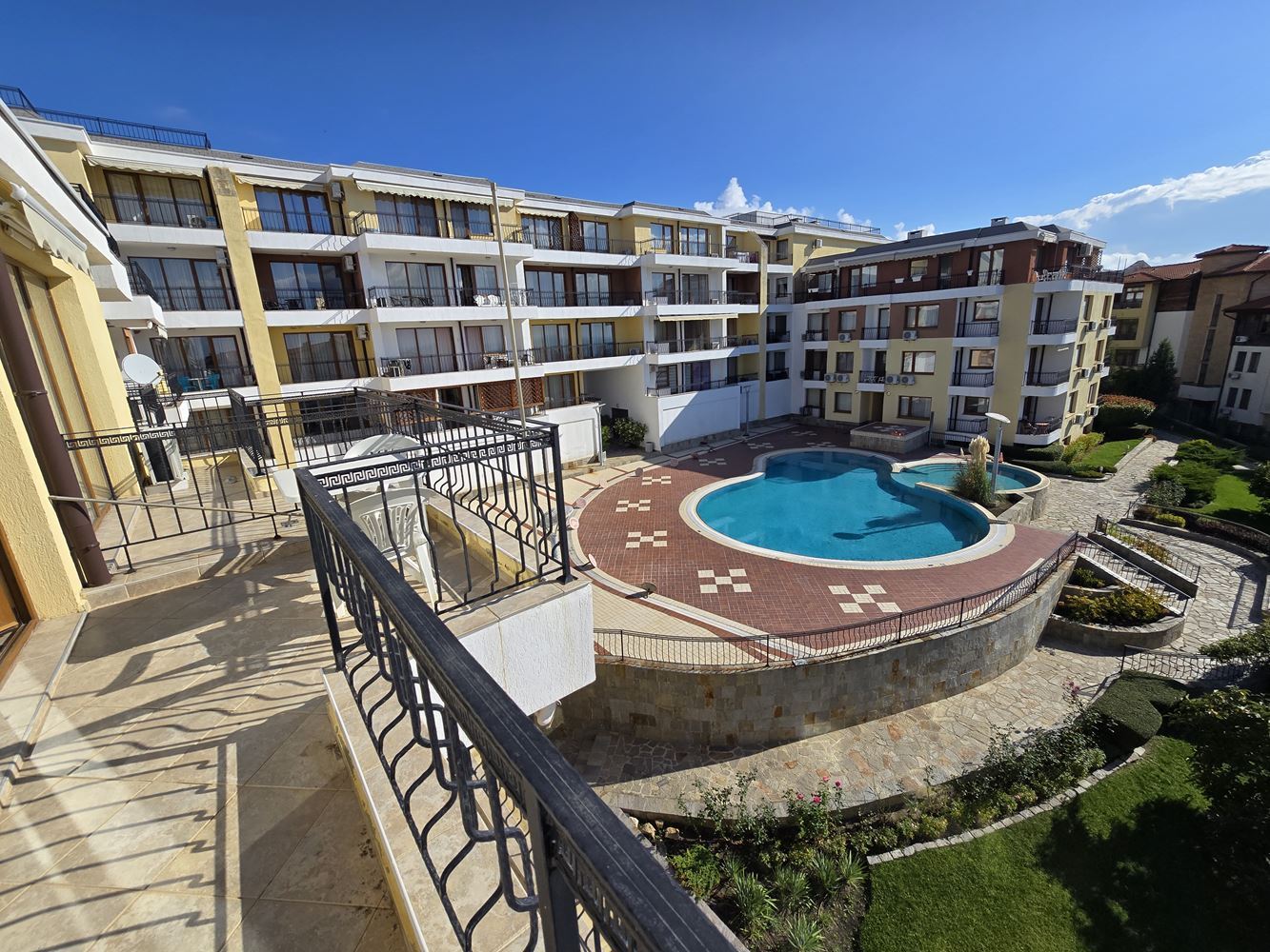 Panoramic Sea View on the First Line – Furnished One-Bedroom Apartment in Sveti Vlas