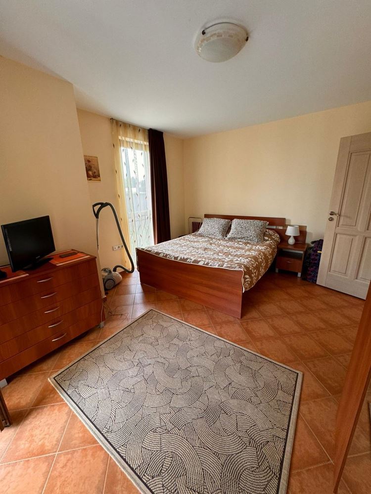 Spacious One-Bedroom Apartment in a Year-Round Complex – Excellent Choice for Living and Investment